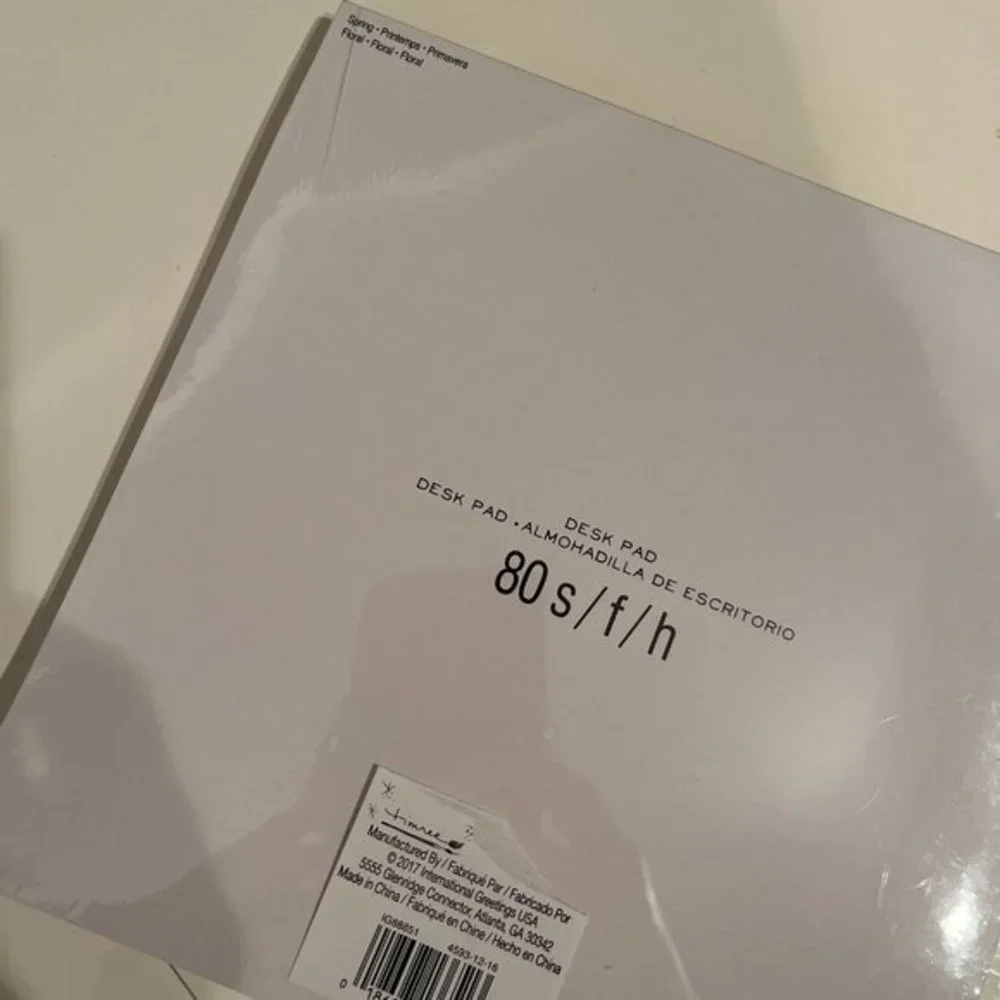 Note Pad‎ / Desk Pad / Floral Themed (80 sheets / new)